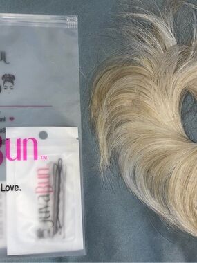 Blonde Hairpiece - Platinum Blonde messy ponytail tie